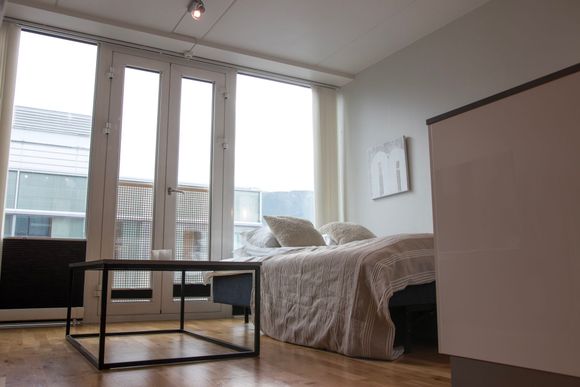 Central Studio Apartments - Ideal for a Couple
