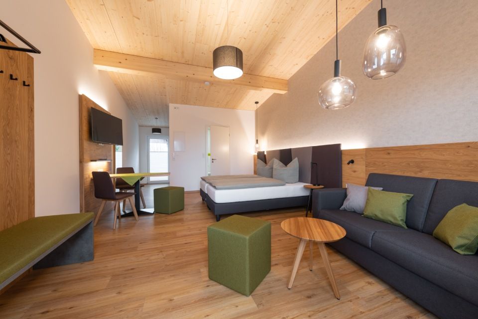 Gästezimmer und Hofladen Familie John