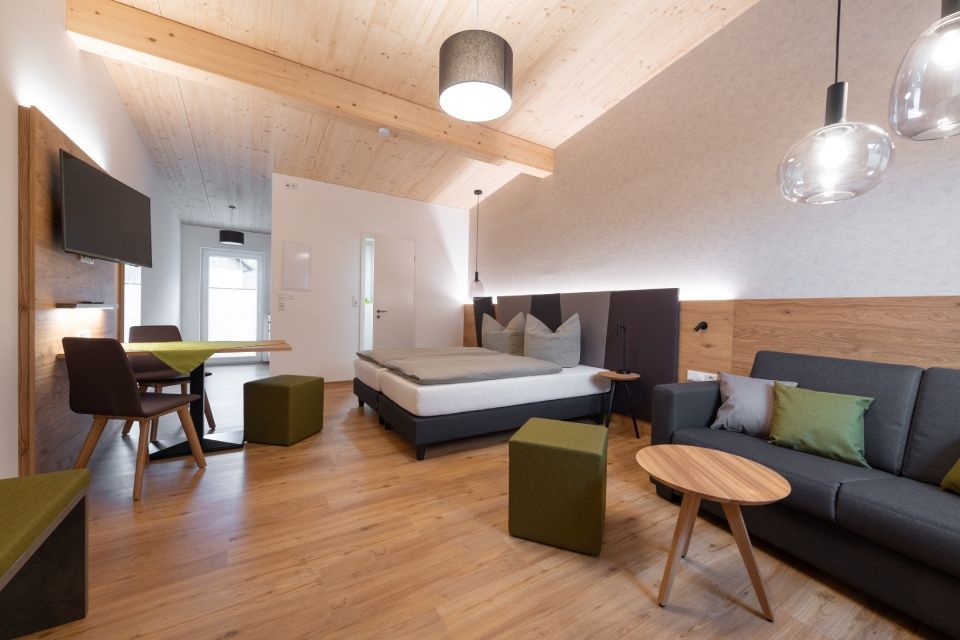 Gästezimmer und Hofladen Familie John