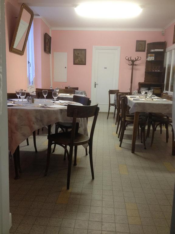 Intérieur salle restaurant