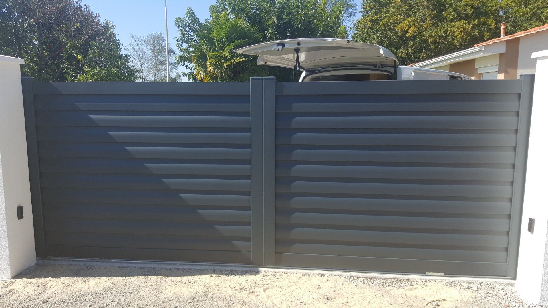 Portail aluminium sur mesure