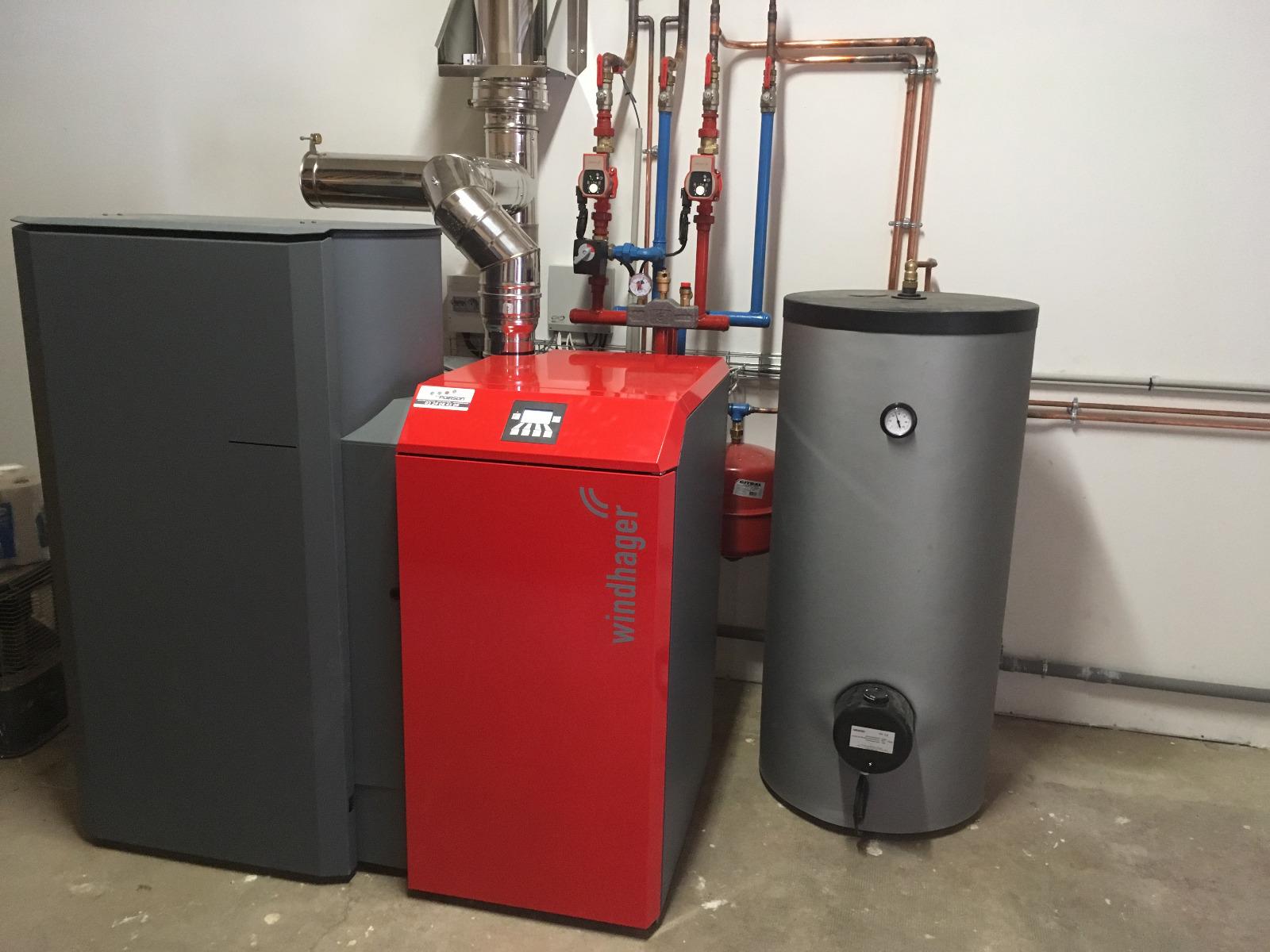 Chaudière granulés de bois et préparateur ECS mixte