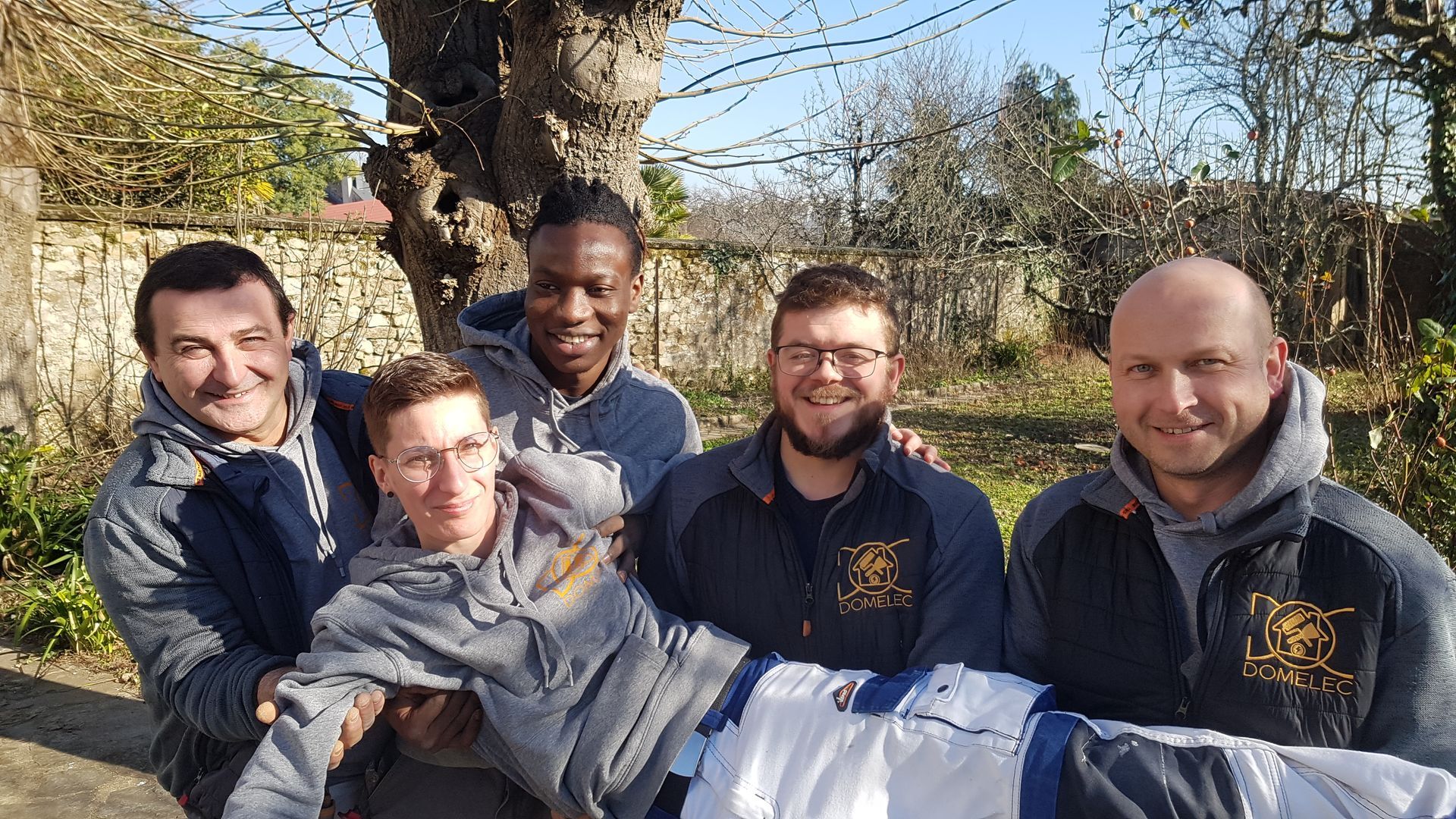 Phote de l'équipe de plaquistes et peintres