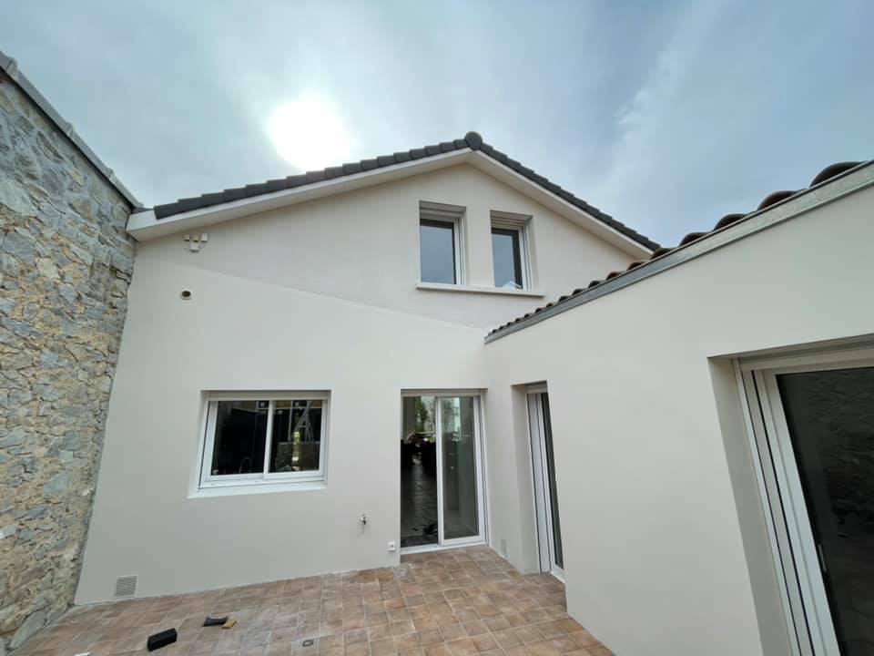 Enduit extérieur sur maison individuelle