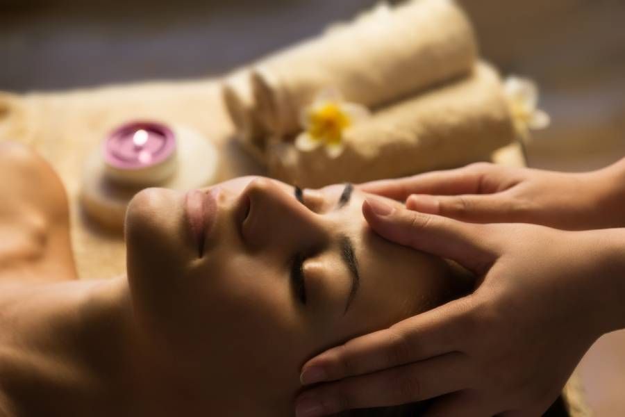 massage du front