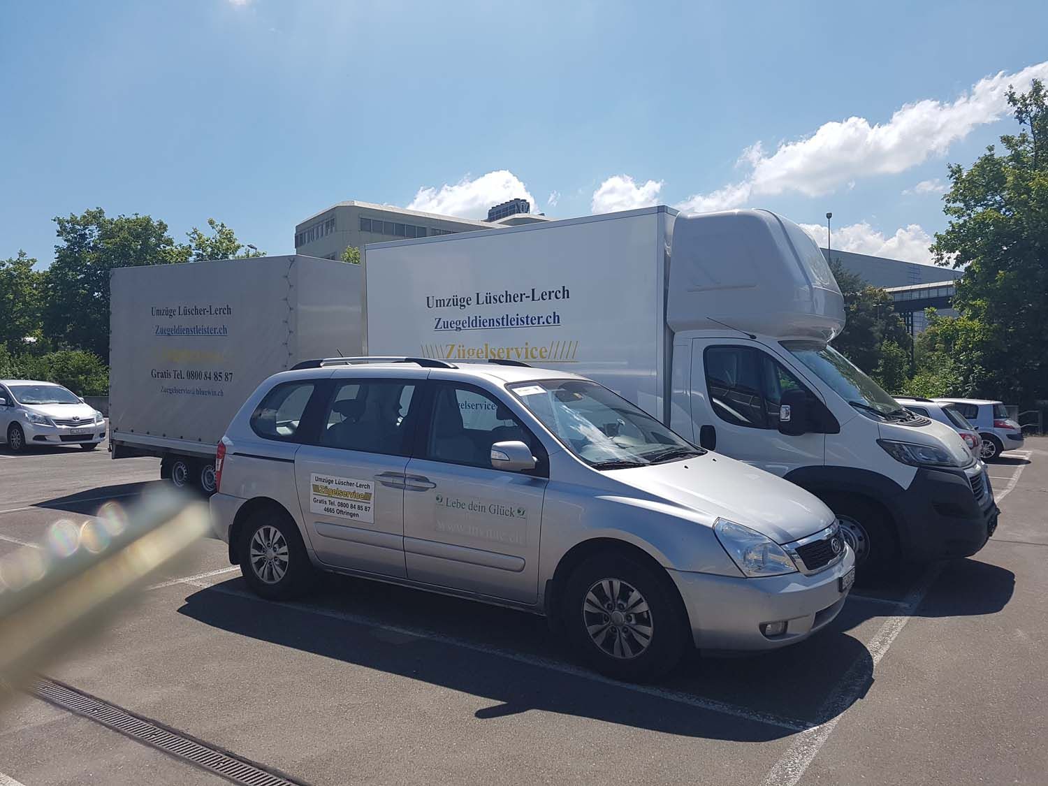 PKW und Lastwagen - Umzüge Lüscher-Lerch