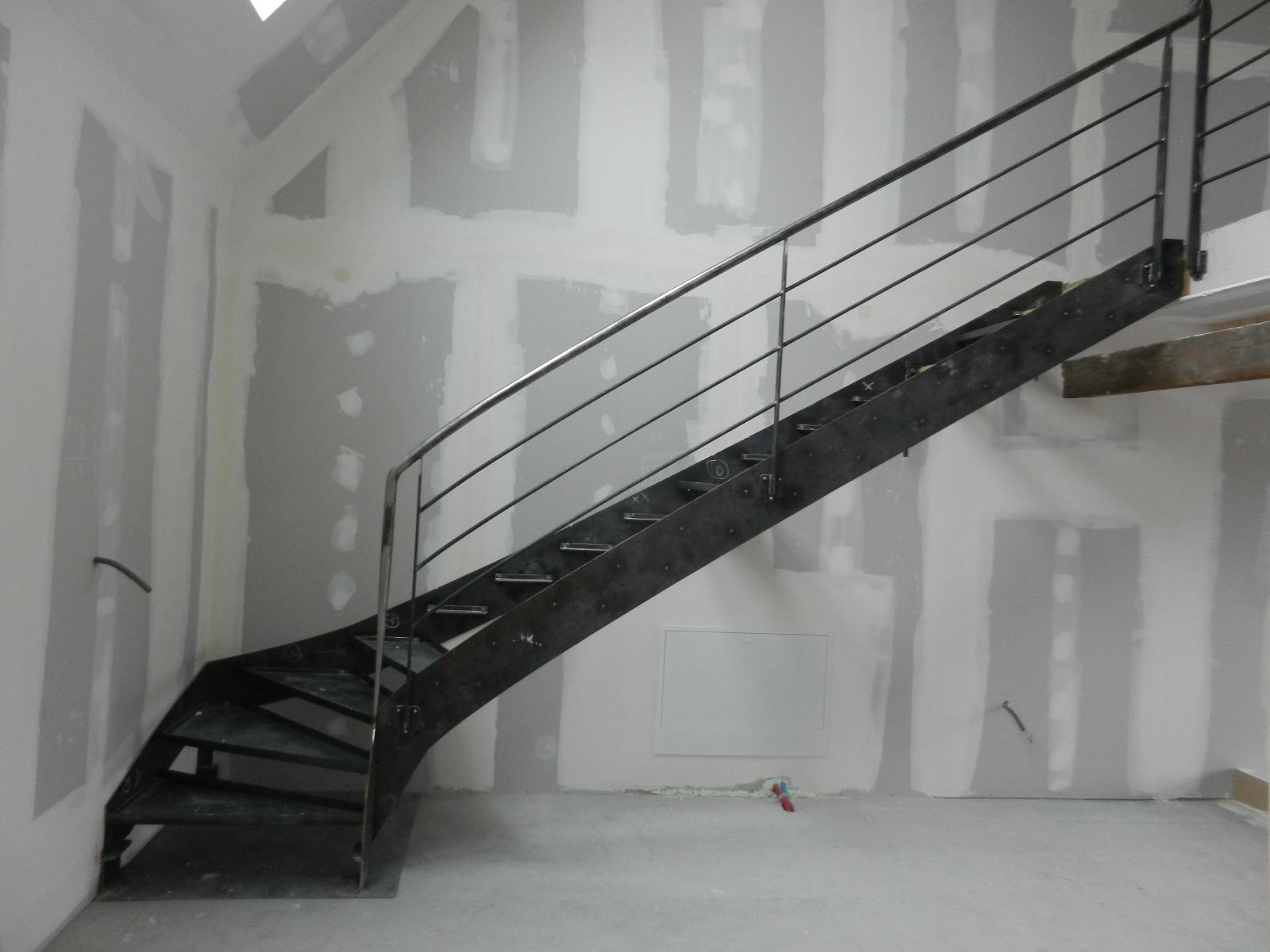 POSE ESCALIER INTERIEUR