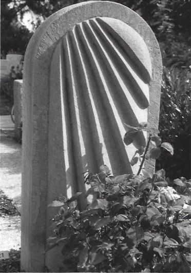 grabstein handwerk - steinbildhauerin - afra fehr - ottikon b. kemptthal