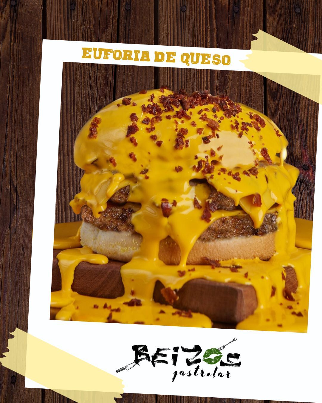 Una hamburguesa con mucho queso