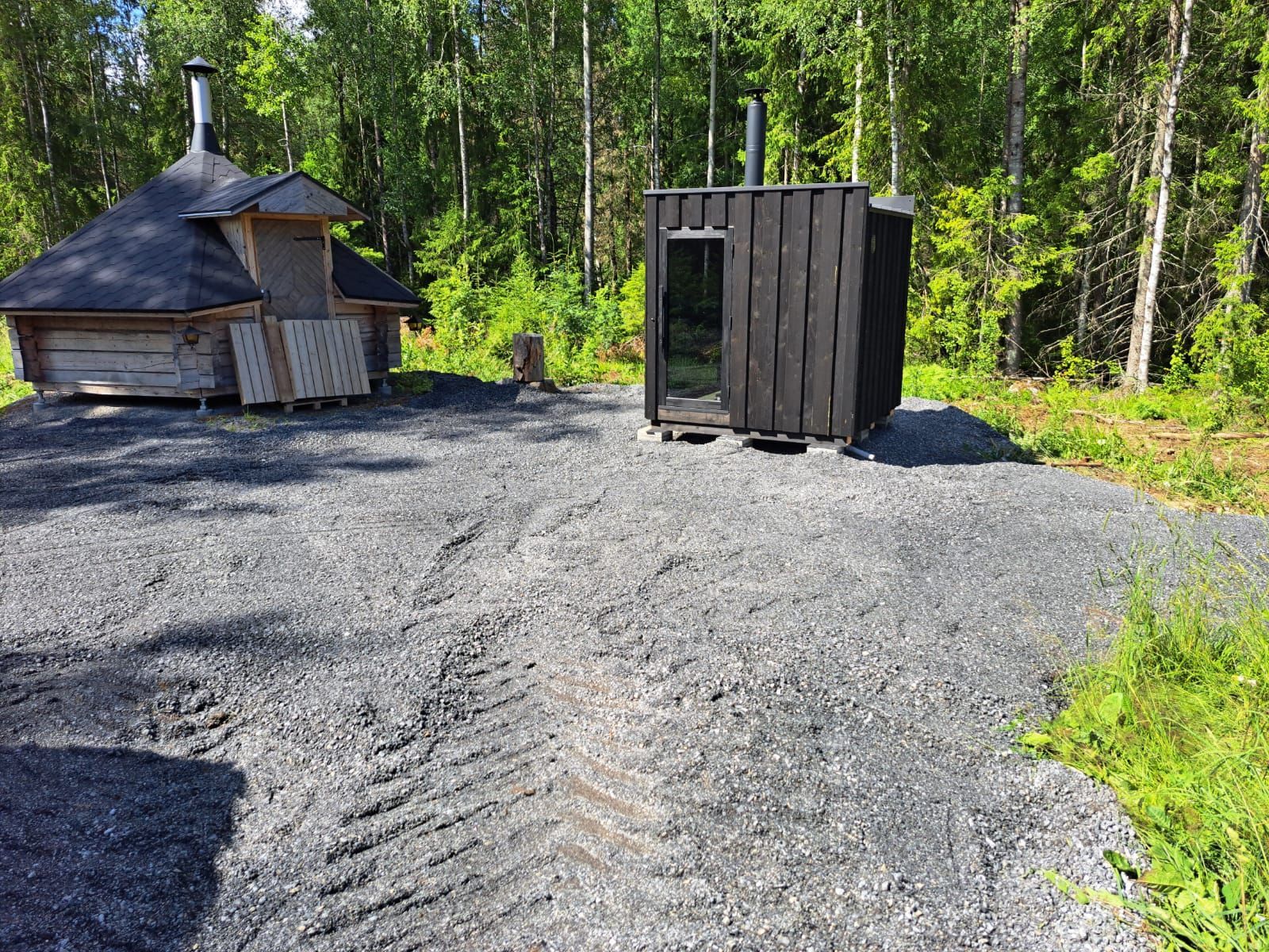 Pihasaunat ja ulkorakennukset