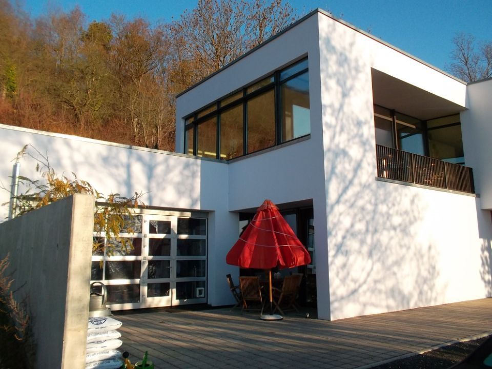 Arndt Bau Bauunternehmung GmbH – ein modernes Einfamilienhaus im eleganten Blockdesign