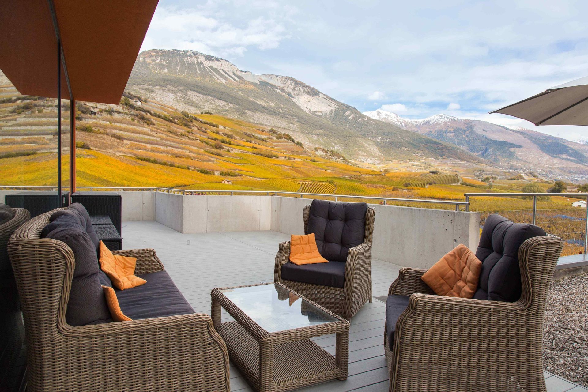 Cave des Bernunes - terrace overlooking the vineyards - Sierre - Valais