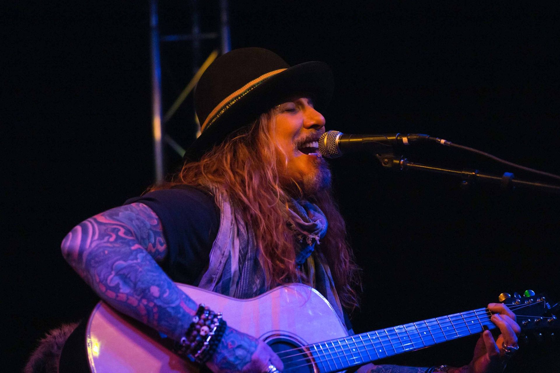 John Corabi - Konzert - Cave des Bernunes
