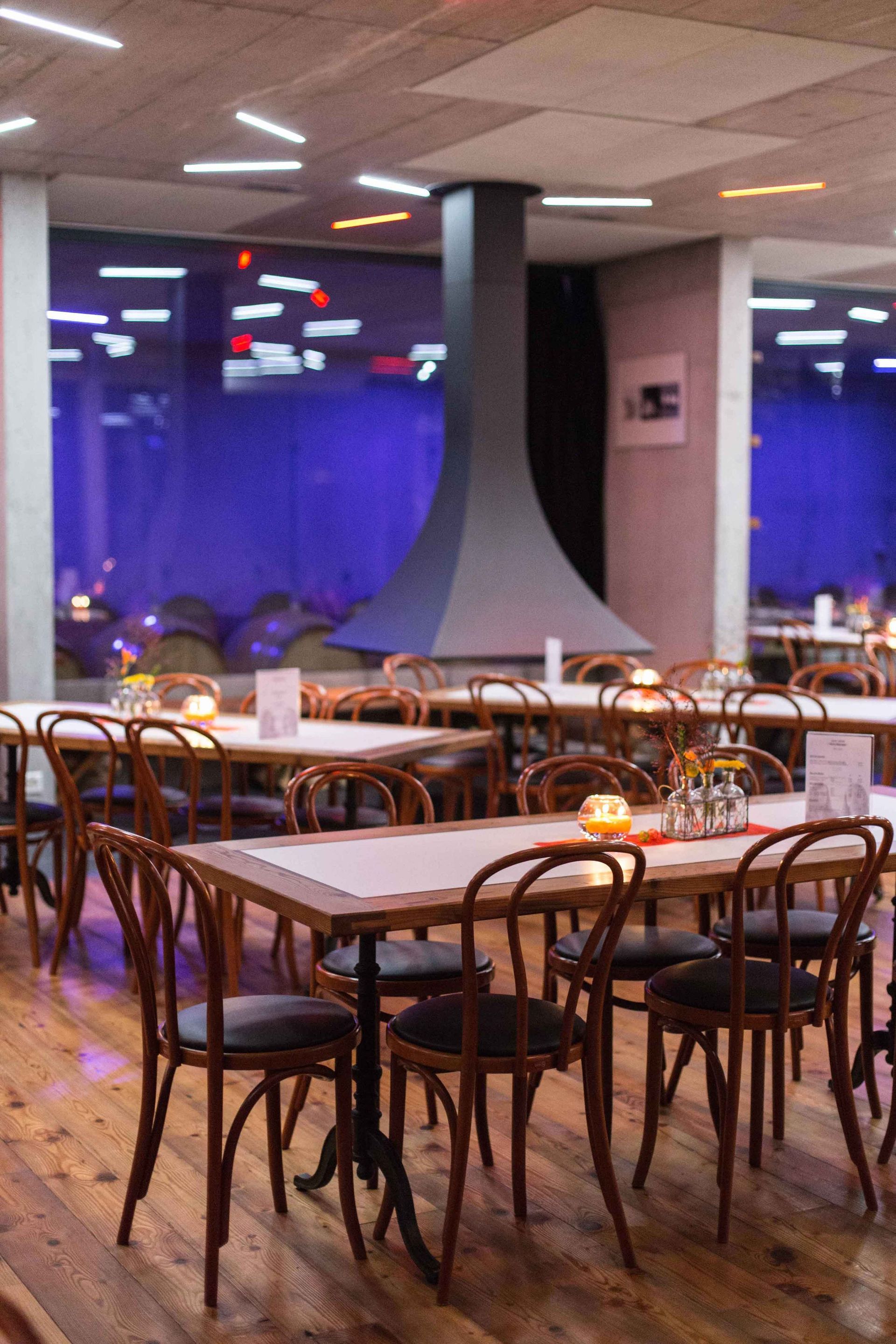 Cave des Bernunes - reception area - Sierre - Valais