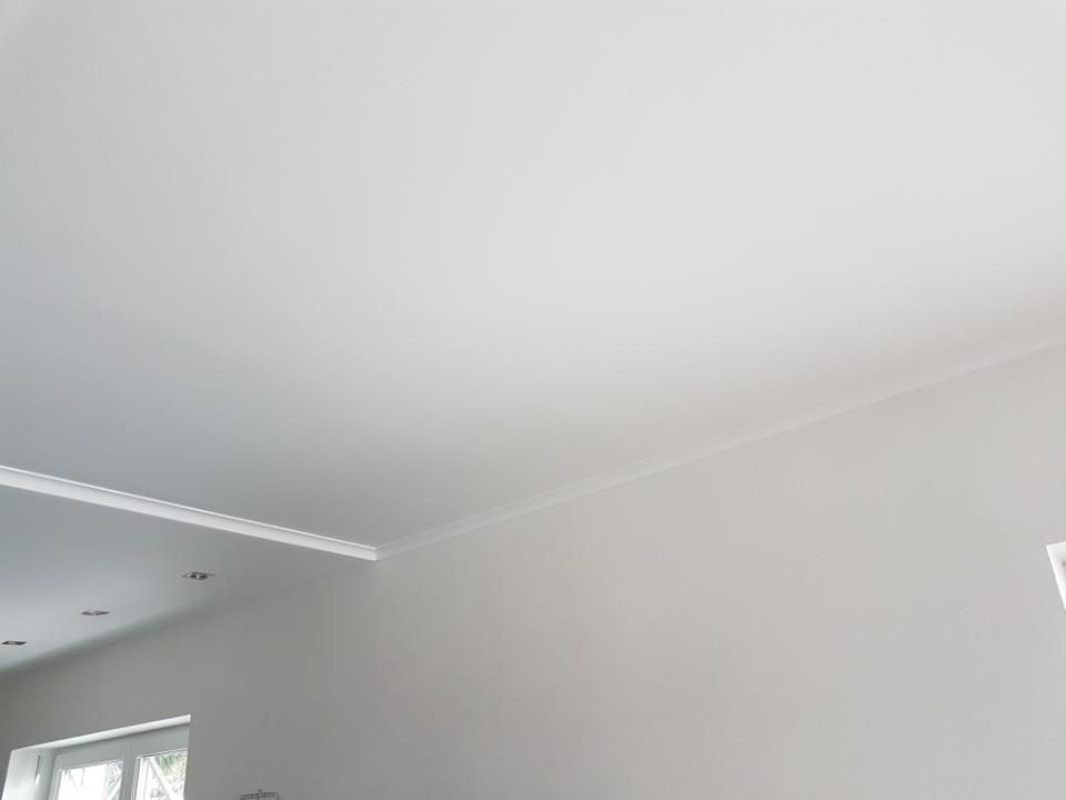 Malerbetrieb Blum GmbH & Co. KG, Zierprofil Decke
