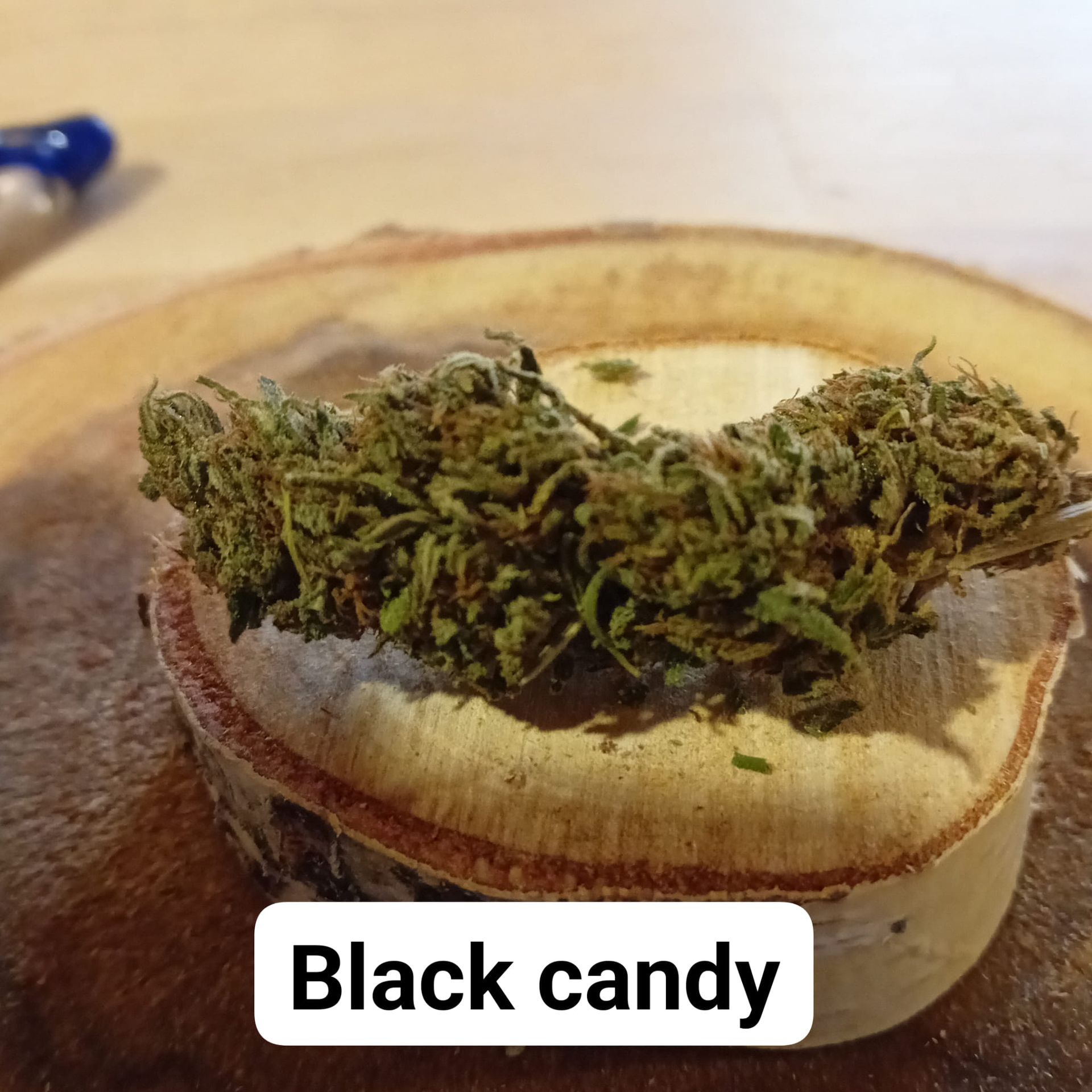 Variété Black candy