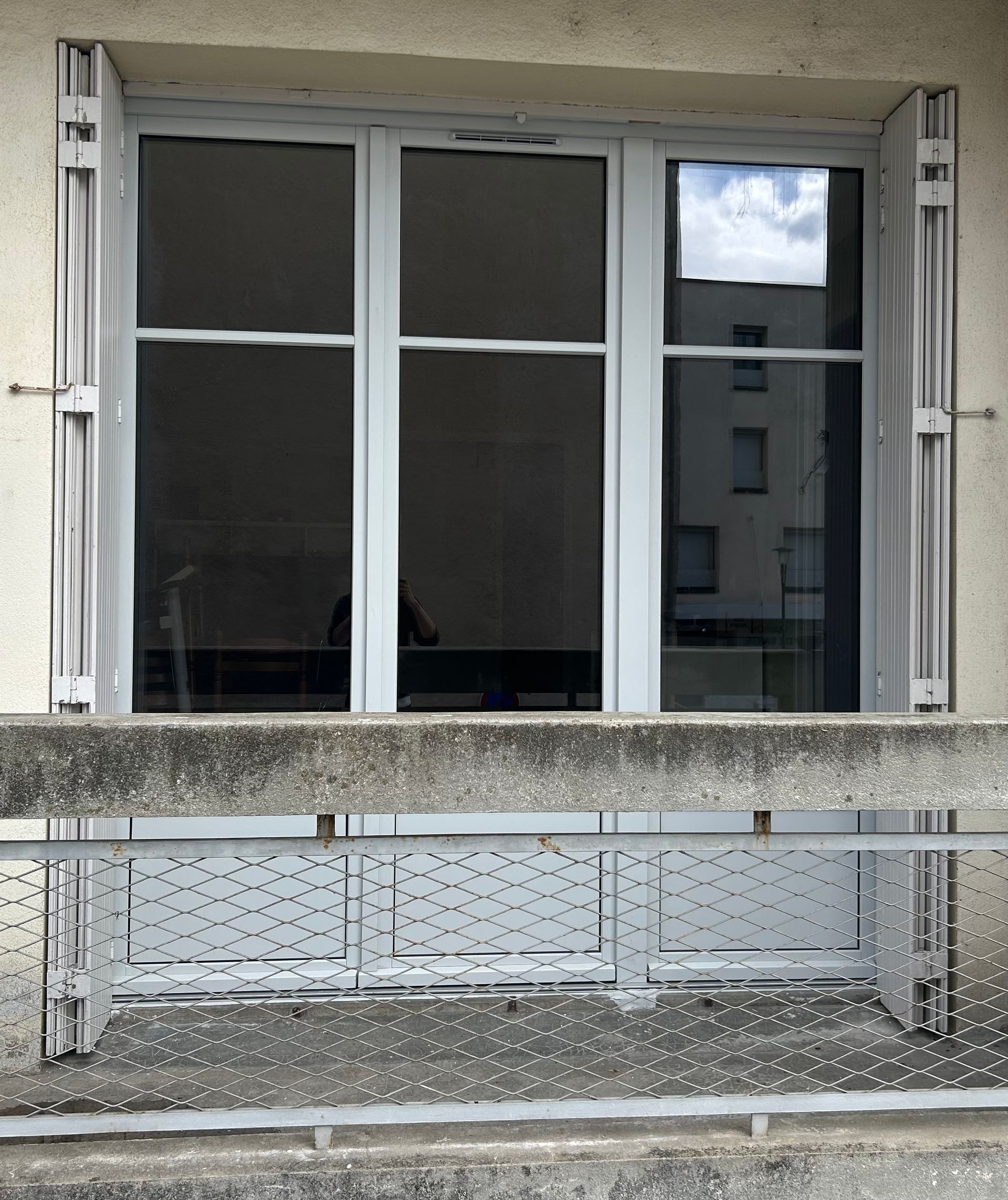 porte-fenêtre blanche