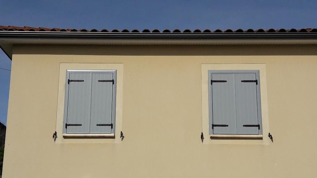 Volet battant fermé