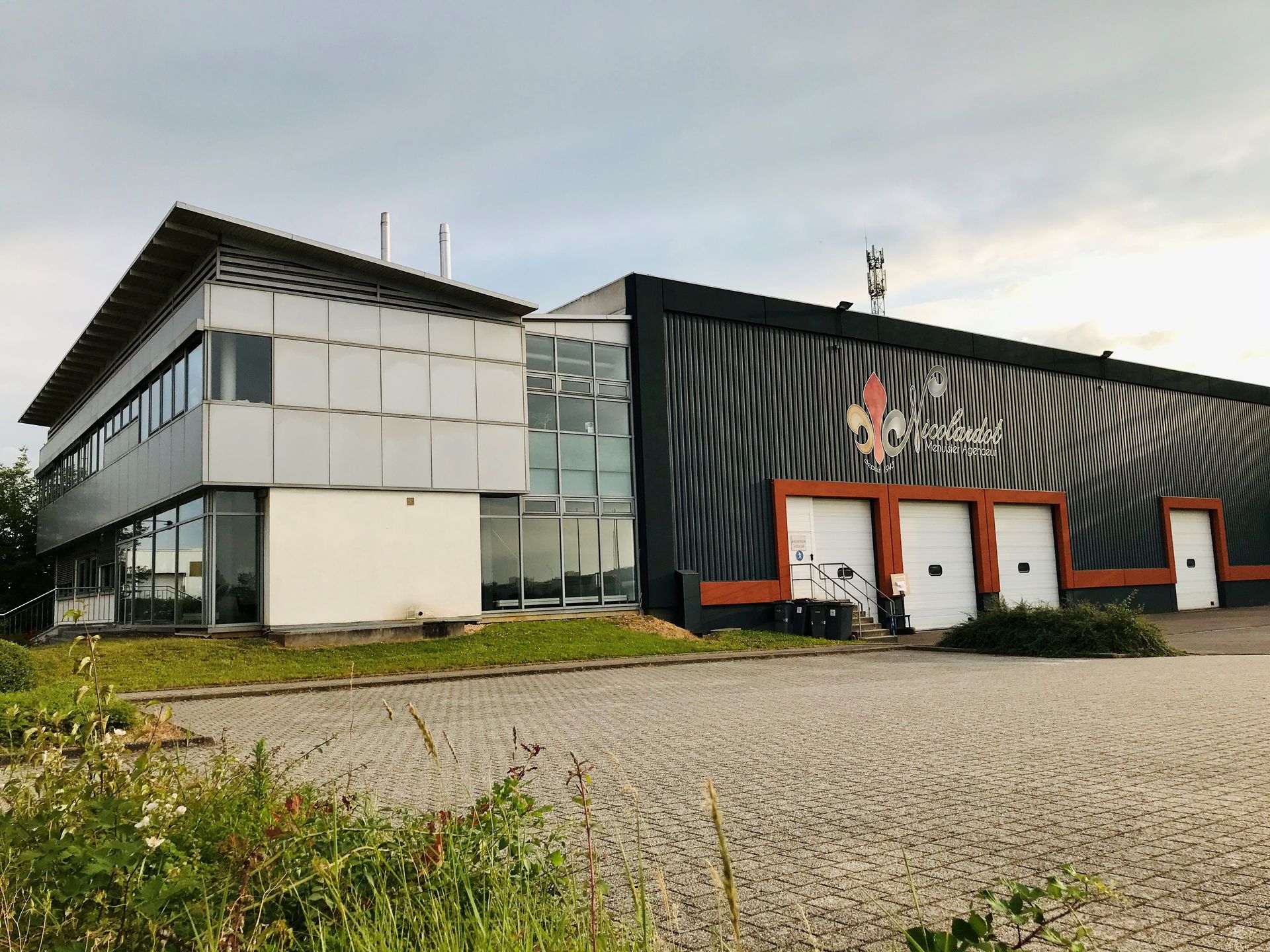 Bâtiment de l'entreprise Nicolardot