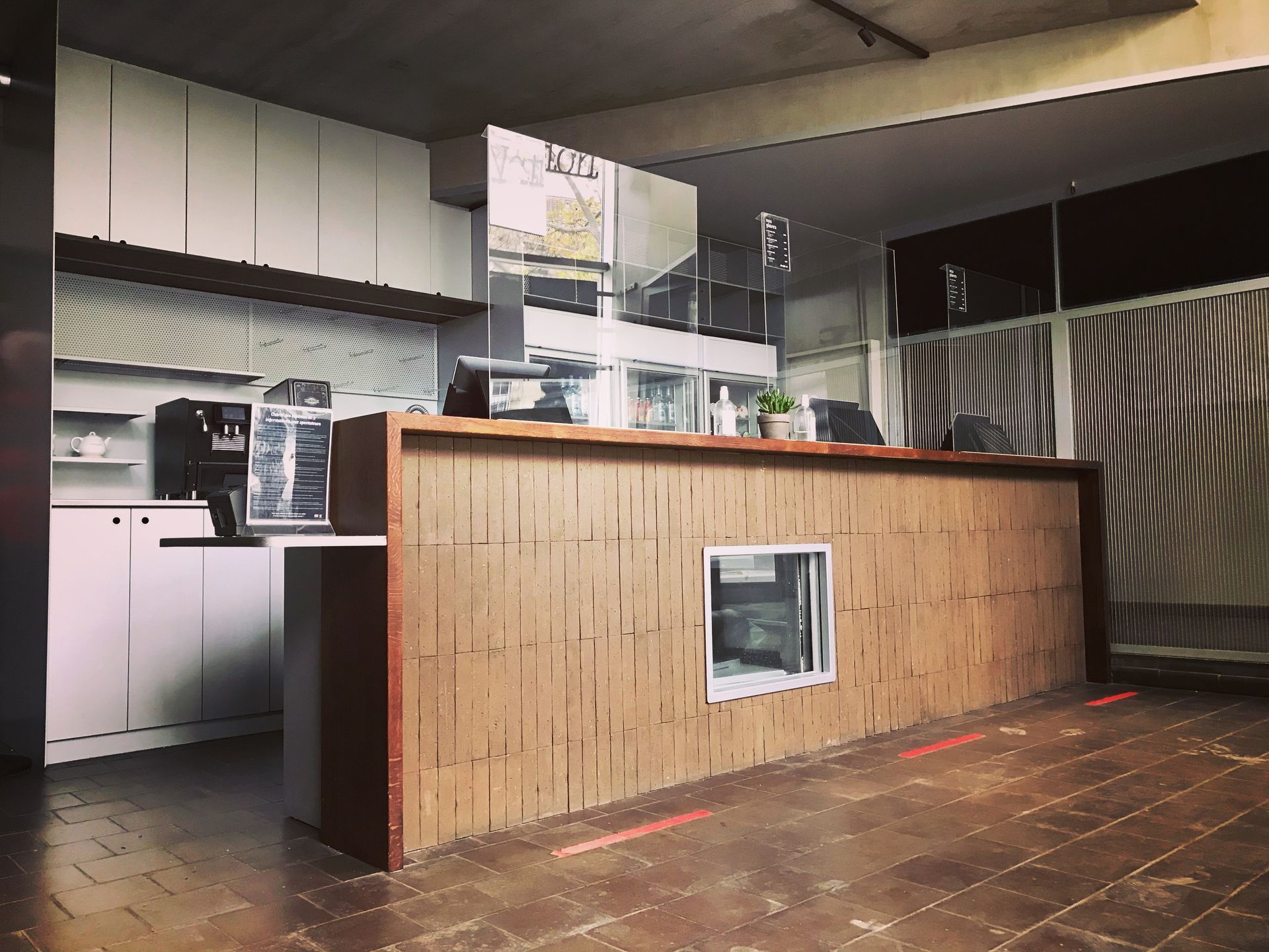 Comptoir de cuisine en bois sur mesure