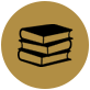 Pile de livres noirs sur fond doré.