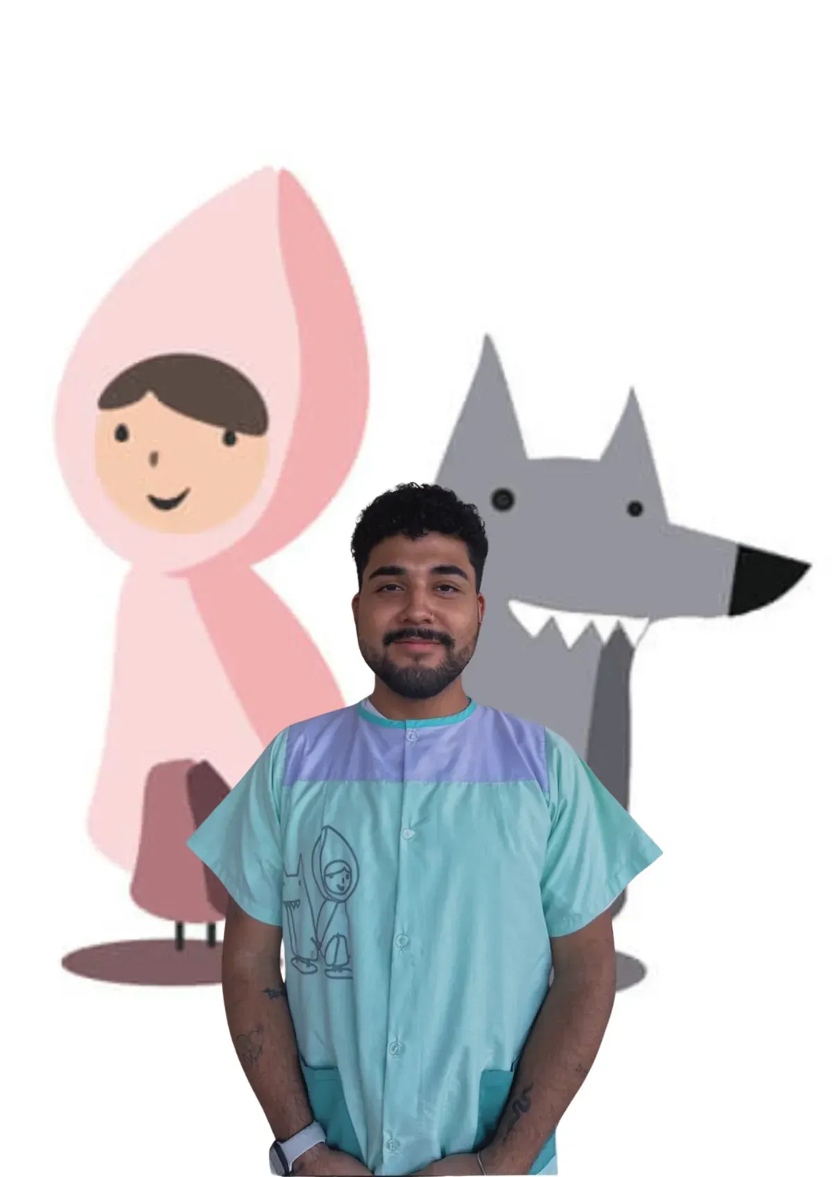 Mujer frente a recortes de Caperucita Roja y un lobo, con un delantal de Caperucita Roja.