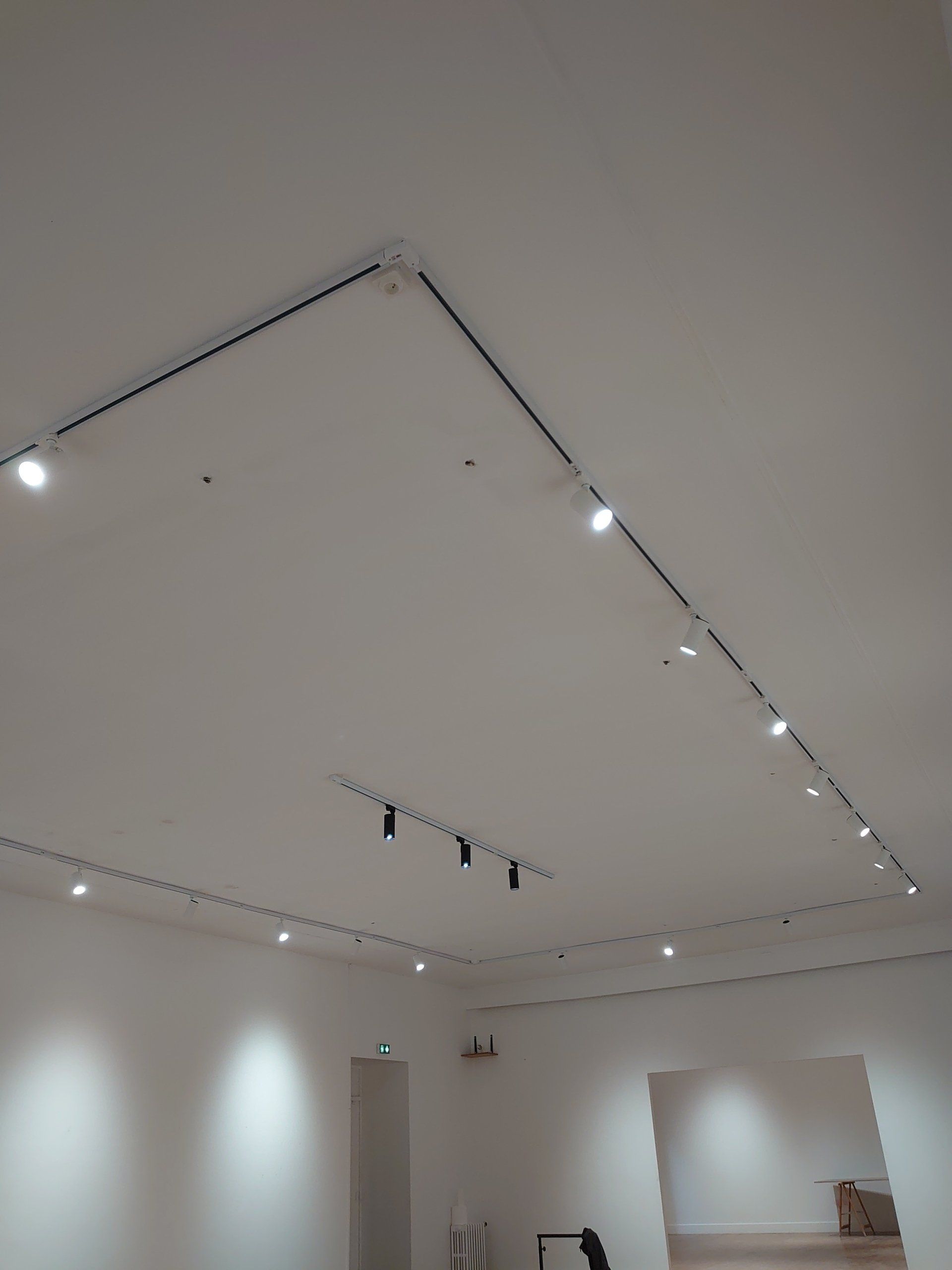 Éclairage double plafond