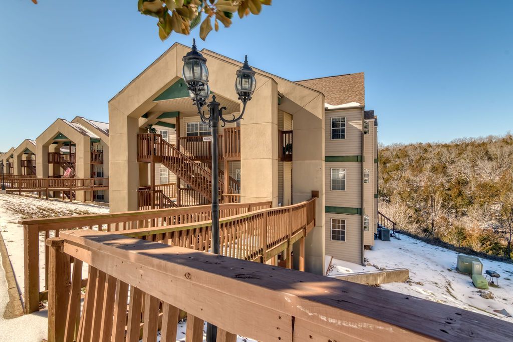 LakeView Hideaway Condo Clear Lake Rentals