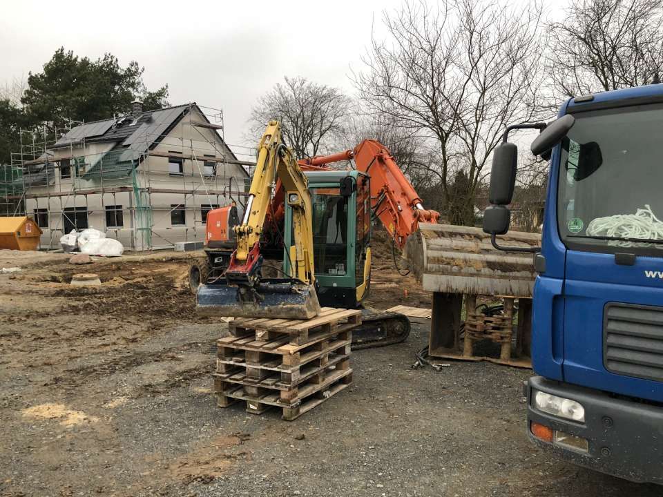 Wolfgang Krüger Garten,- Landschafts-, Beton- und Erdbau bei Erdarbeiten