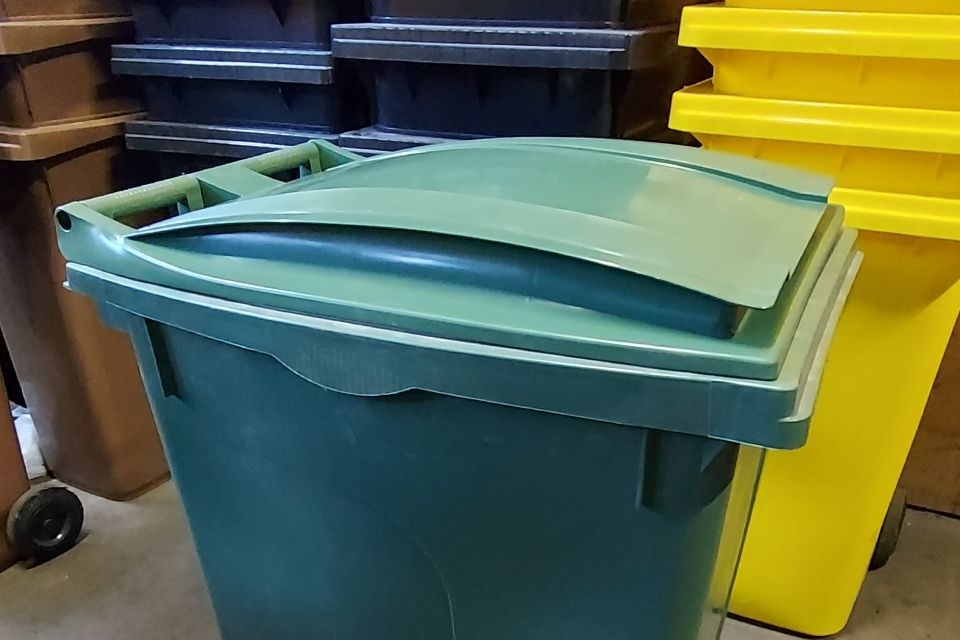 Luo Alt-tekstitunnisteet hakukoneoptimointia ja saavutettavuutta varten.