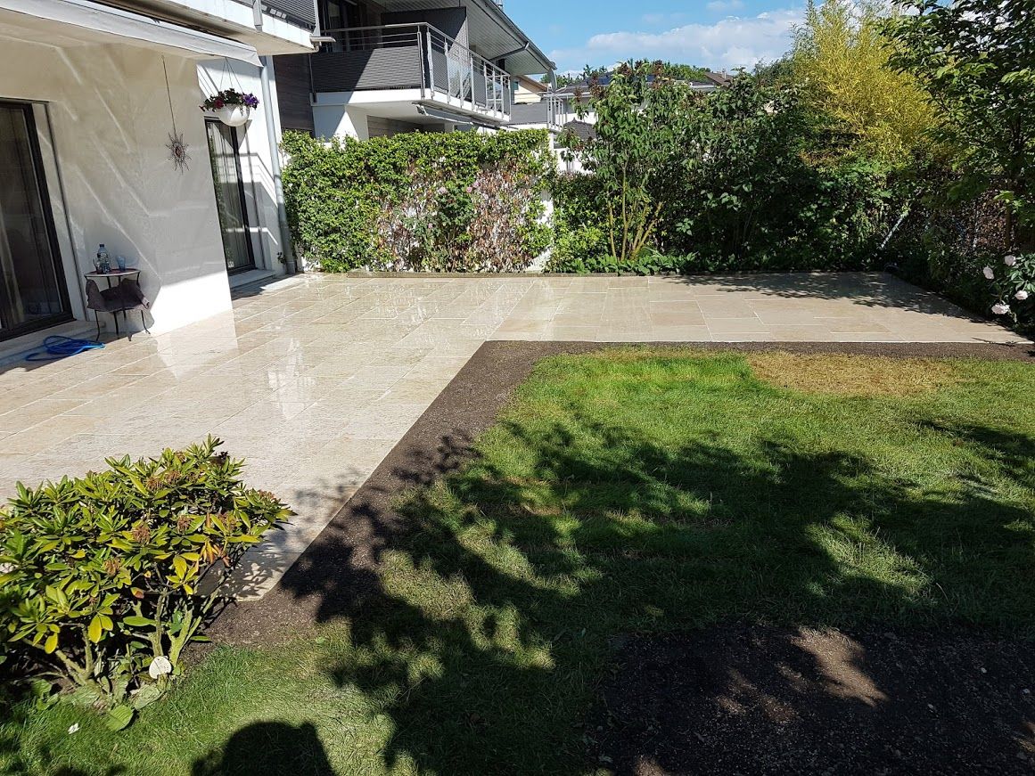 Pose de gazon et terrasse