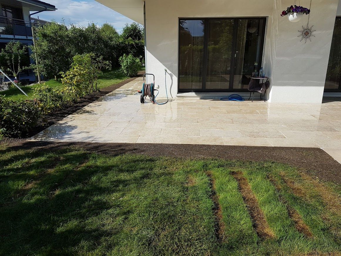 Pose de gazon et terrasse