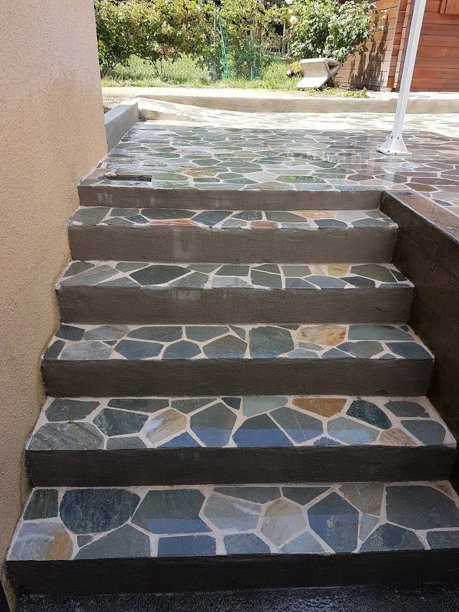 Escaliers en céramique