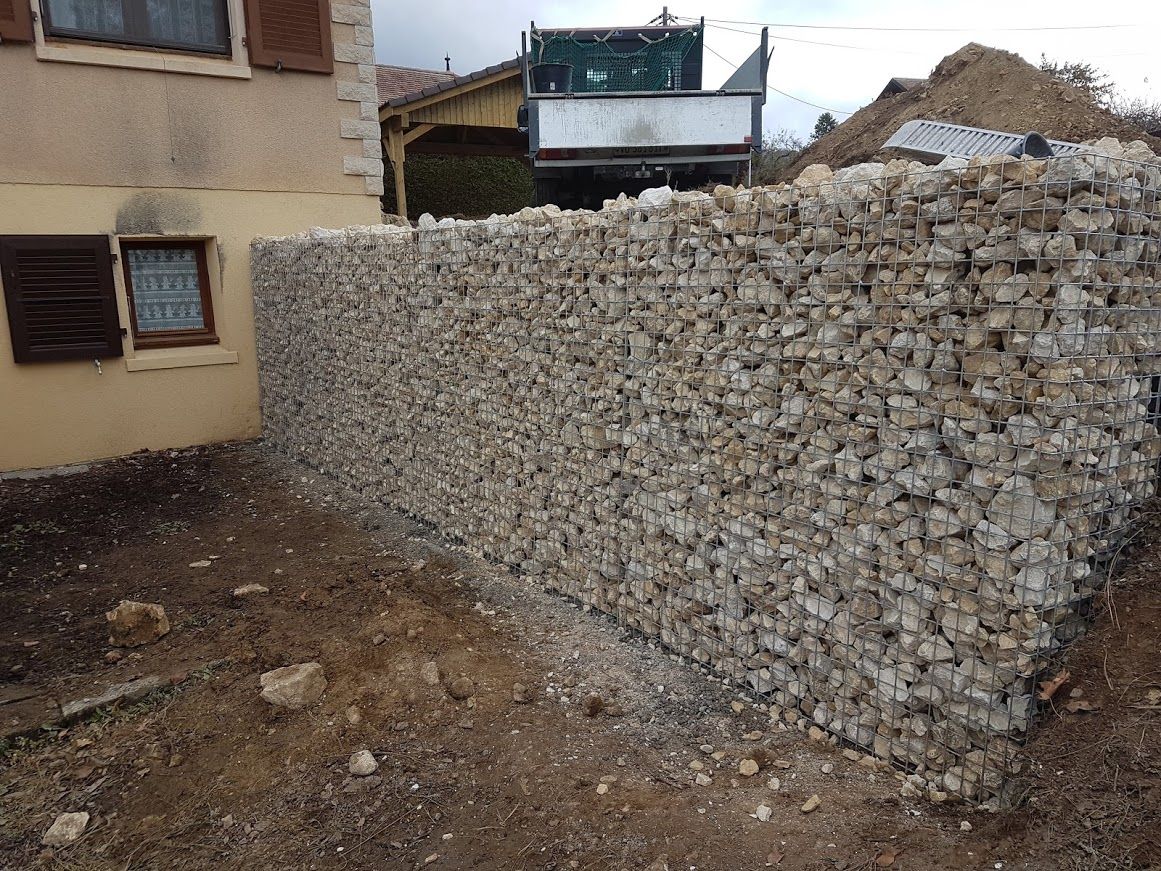 Pose de mur en gabions - LMpaysage