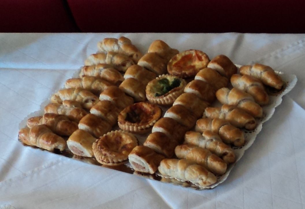 Buffet - Café-Conditorei Huber AG