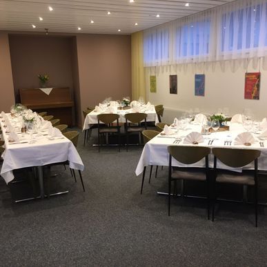 Restaurant - Café-Conditorei Huber AG