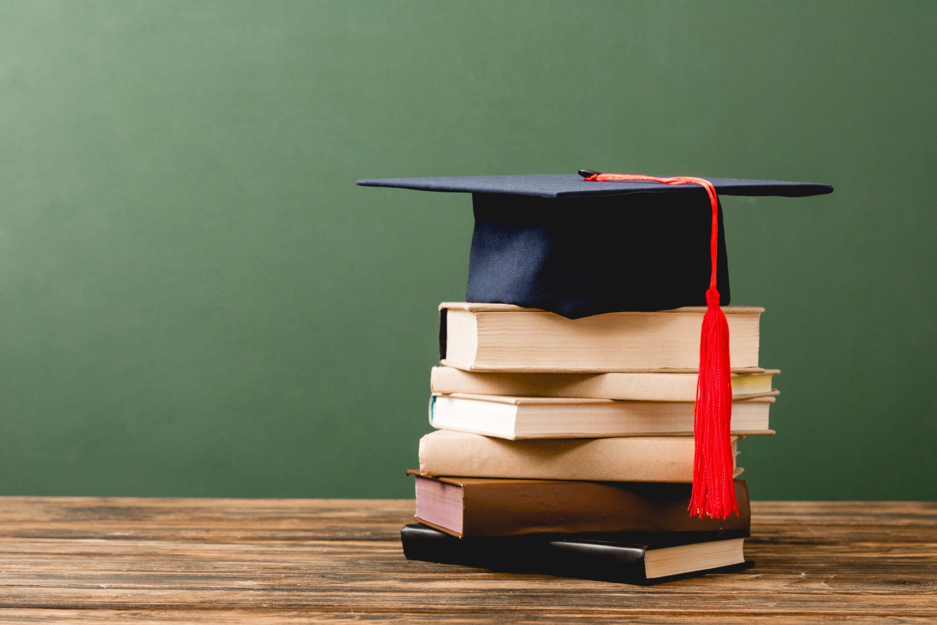Diplôme et livres