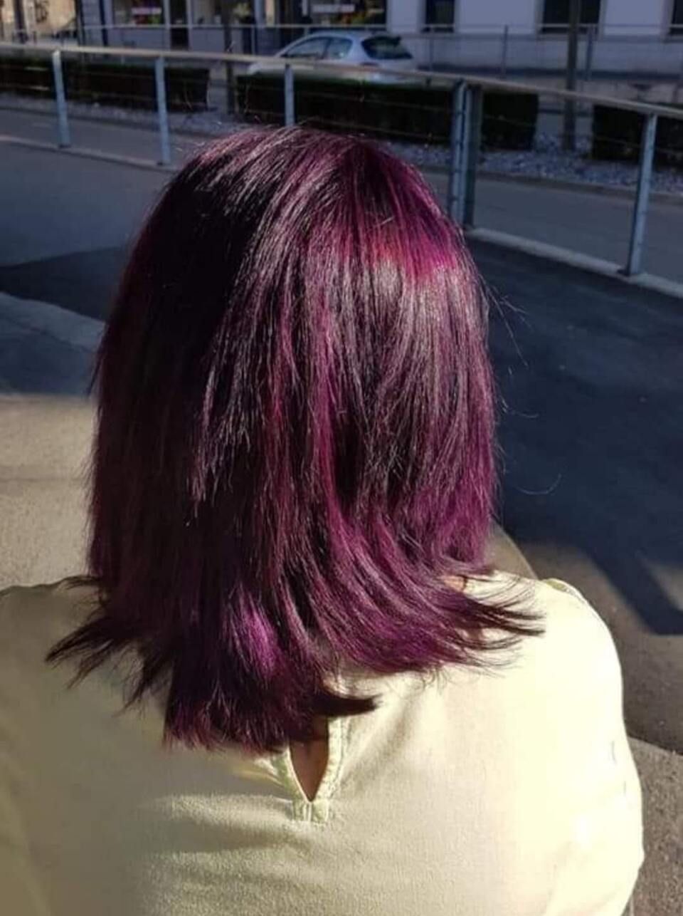 Damenfrisur von Coiffeur Laura Adamo