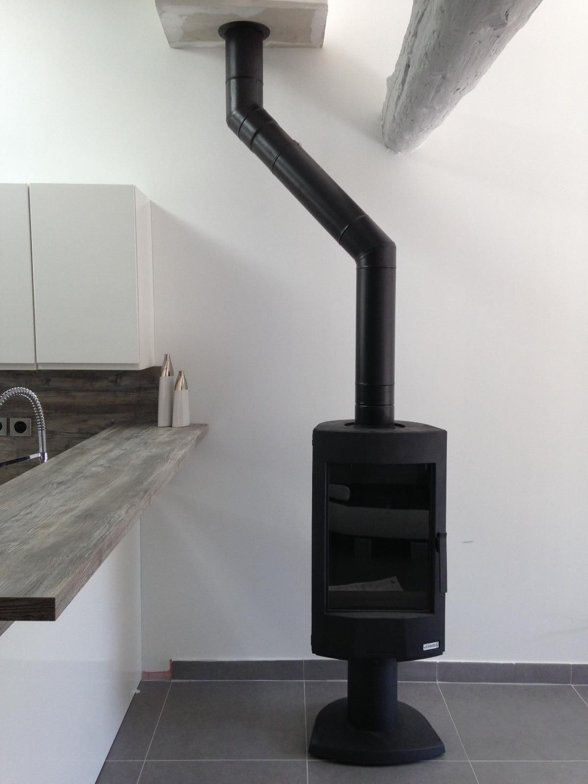 Poêle à bois sur pied