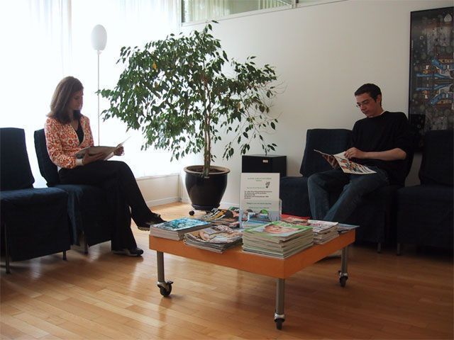 Warteraum - Hausarztpraxis Hugistrasse AG