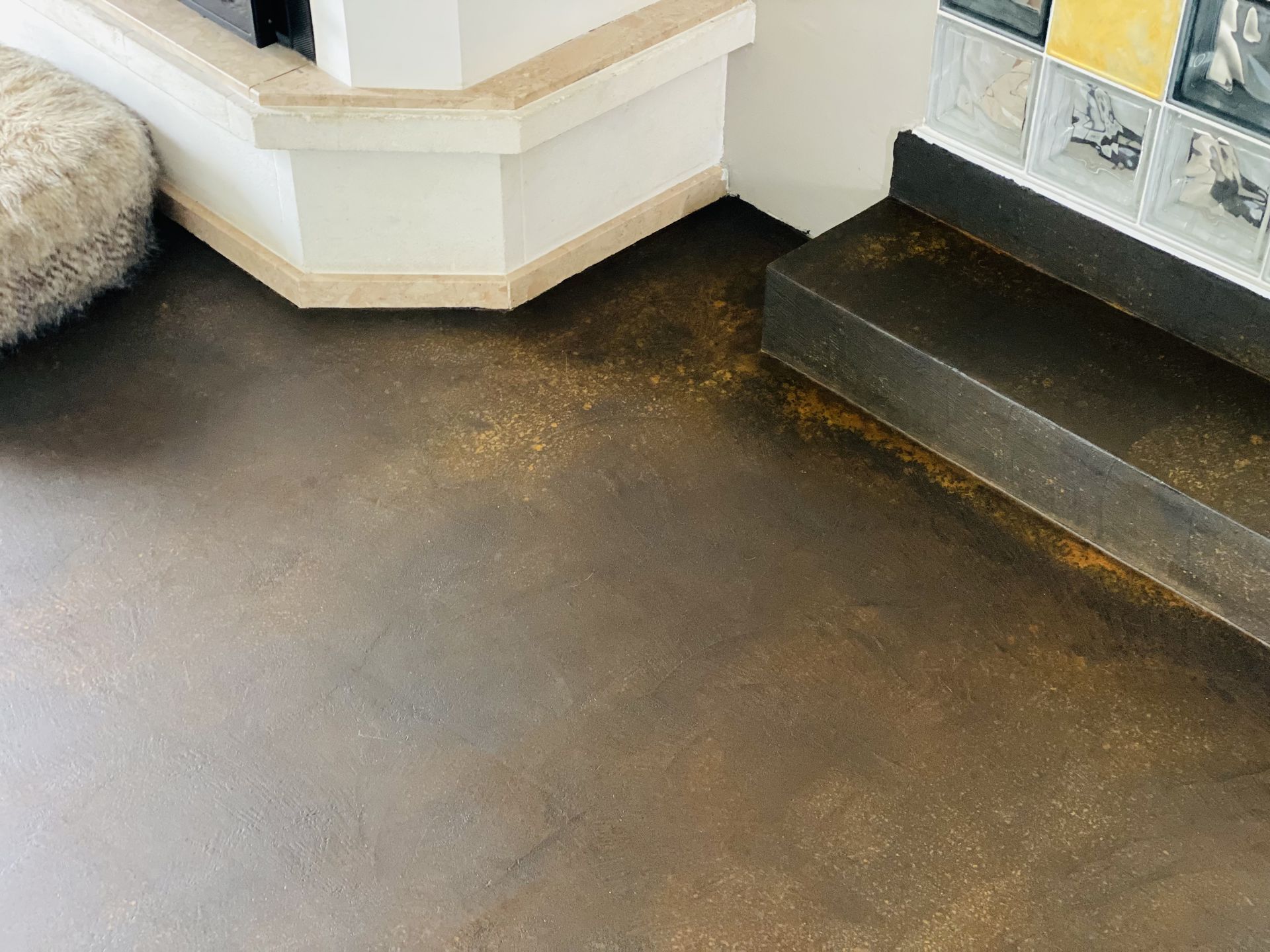 Béton ciré spatulé effet oxydé