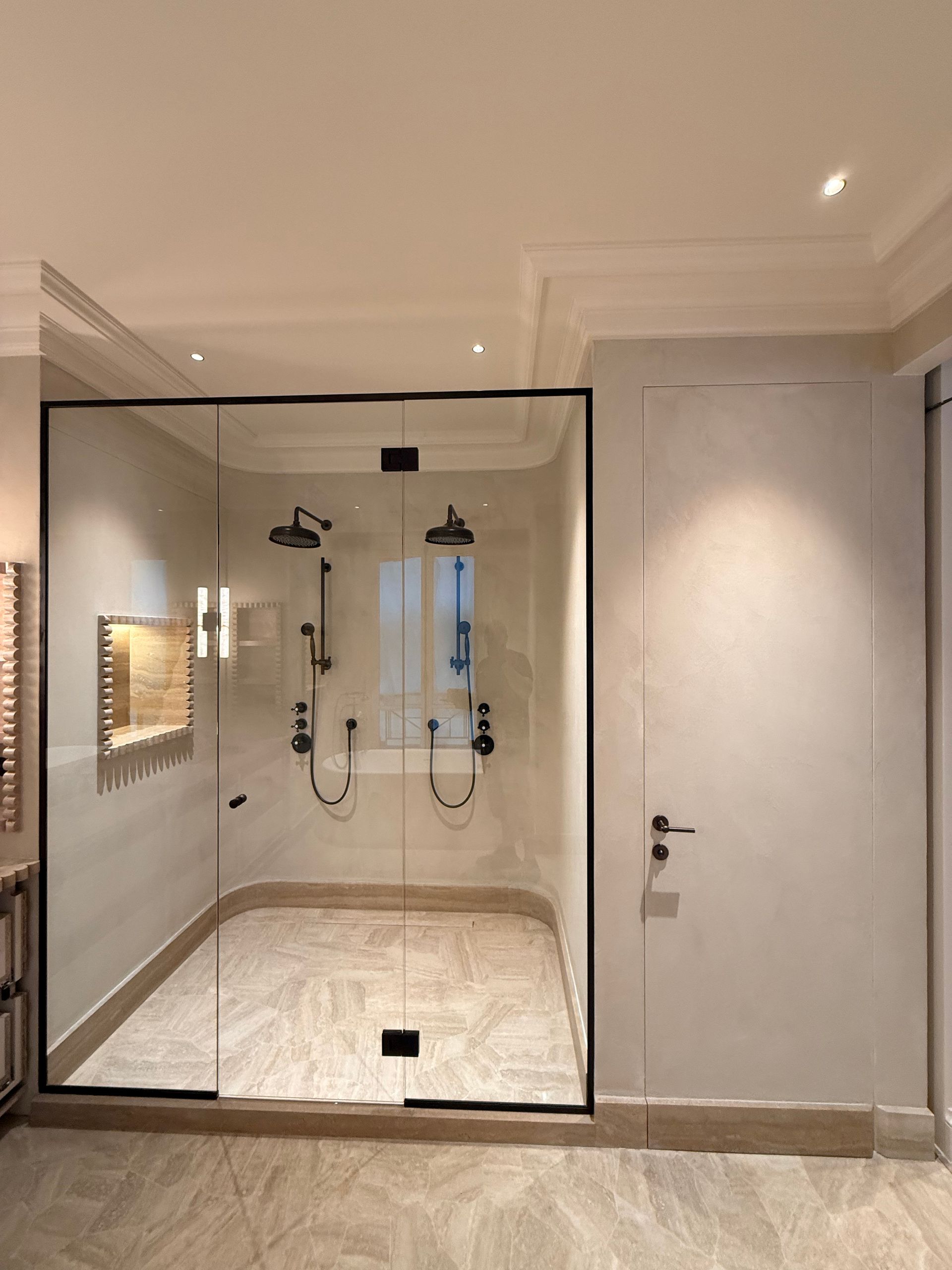 Salle de bains en béton ciré