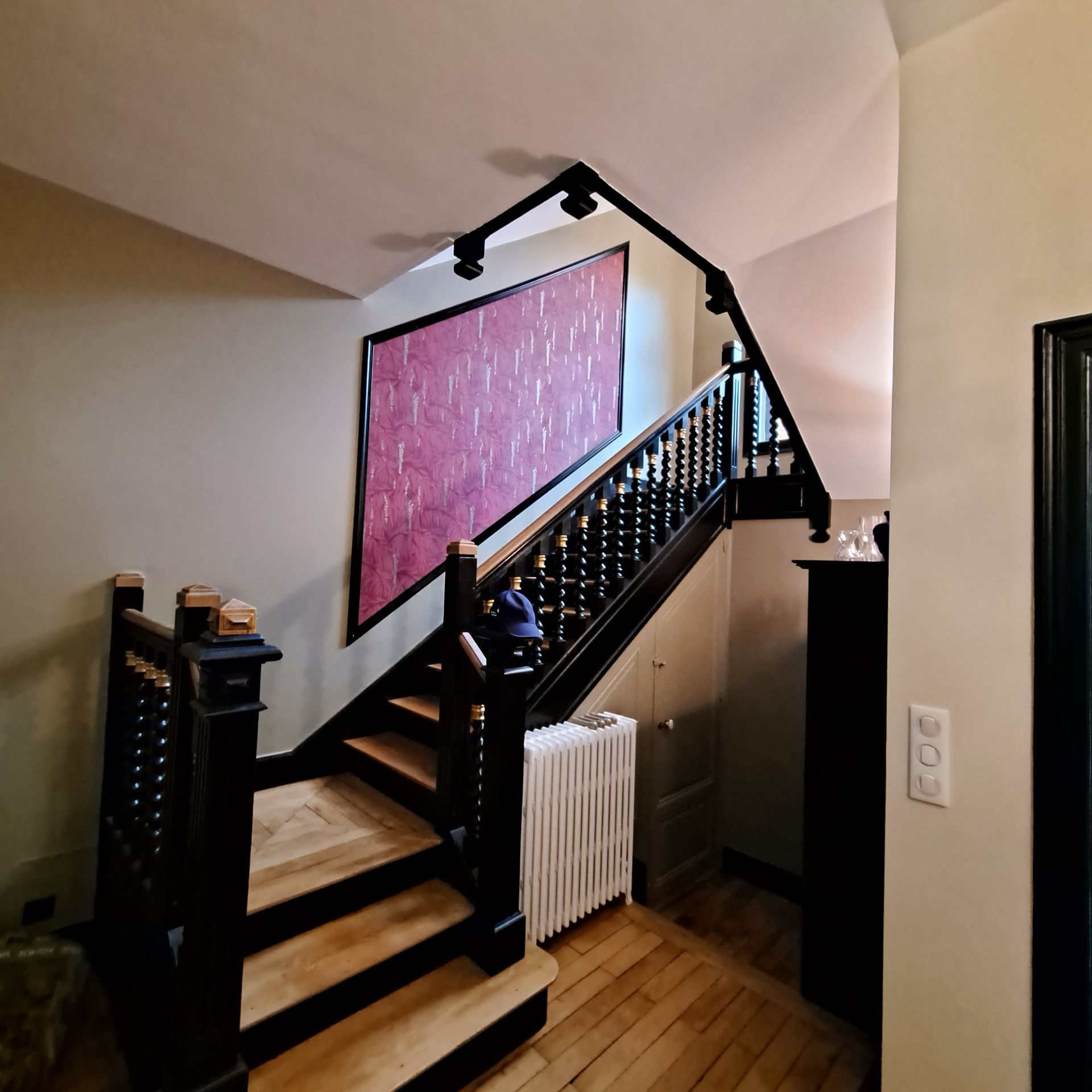 Vue du covering dans la montée de l'escalier