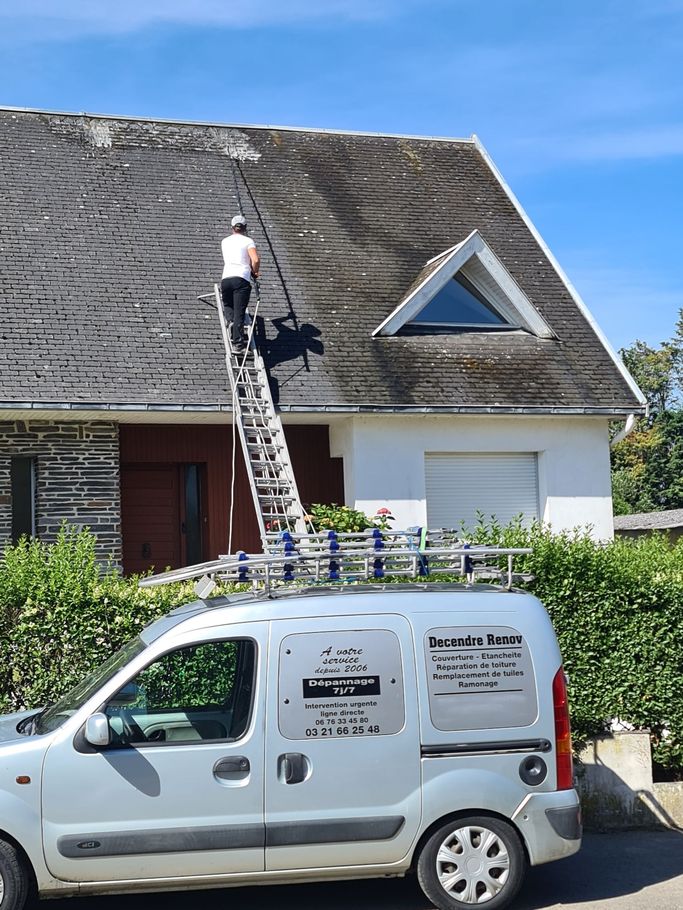 Nettoyage d'une toiture