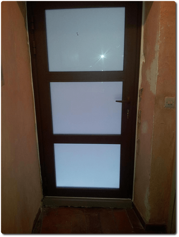 Porte d'entrée aluminium effet rouille