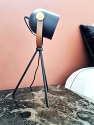 Lampe déco sur pied noir