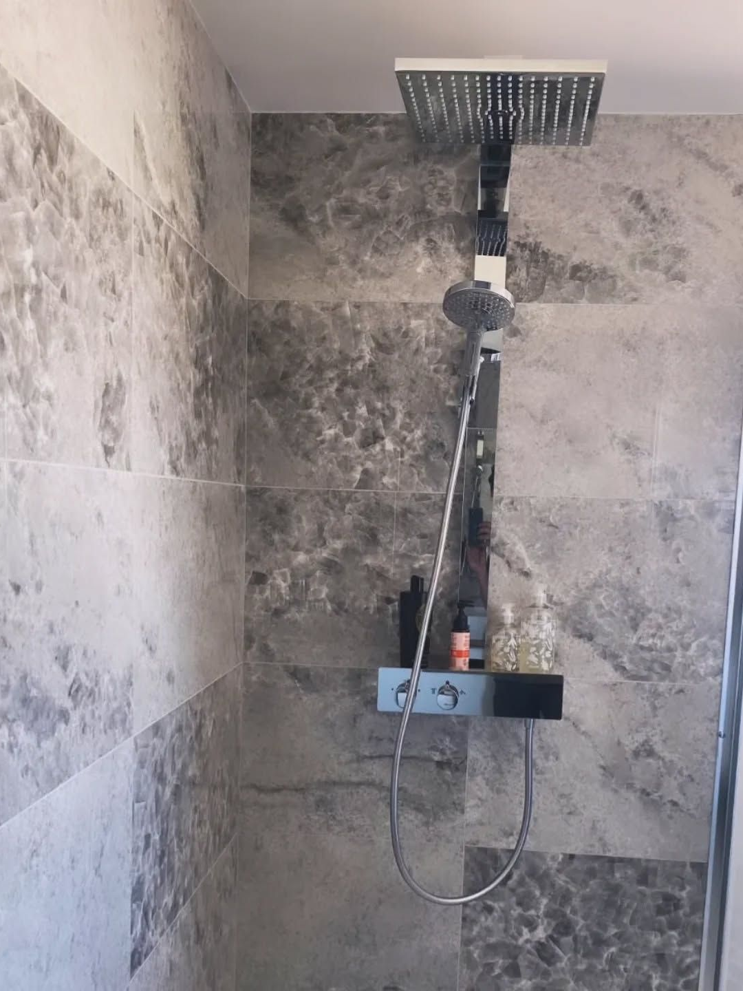 Douche avec adoucisseur d'eau