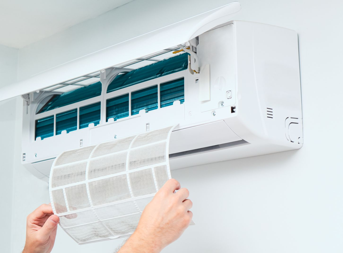 Le filtre d'un climatiseur.