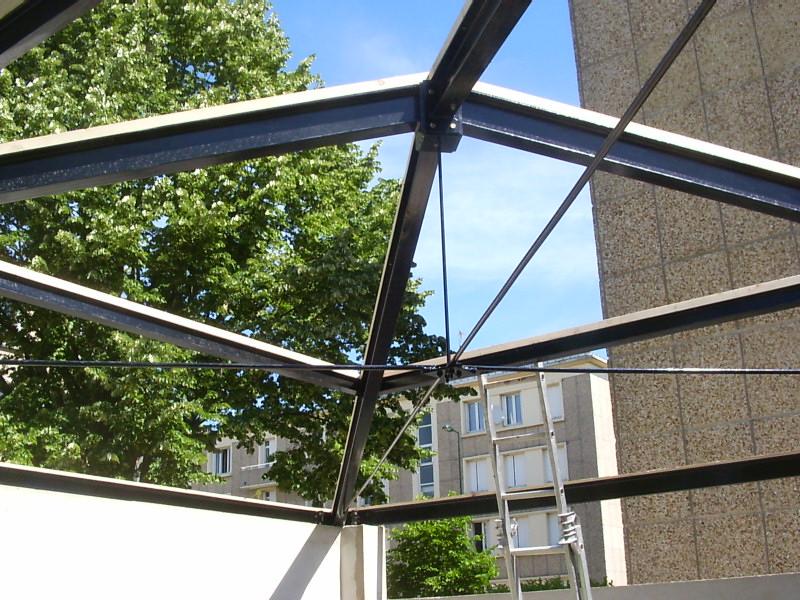 Structure métallique simple