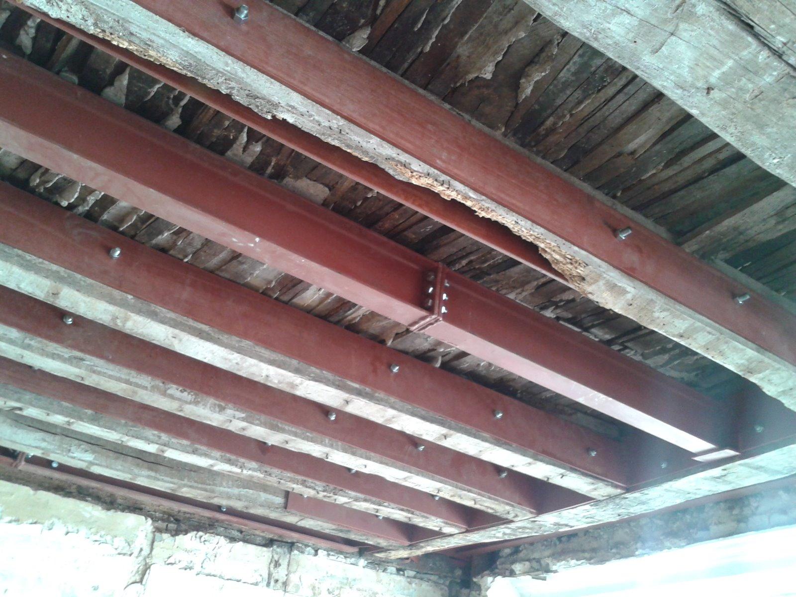 Poutrelle de soutien pour plancher